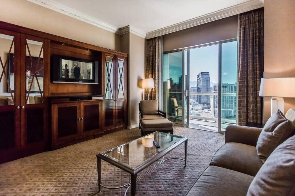 Apartment Mgm 1br Mountain View Balcony 28802