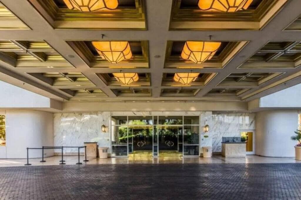 Apartment Mgm 1br Mountain View Balcony 28802 Las Vegas